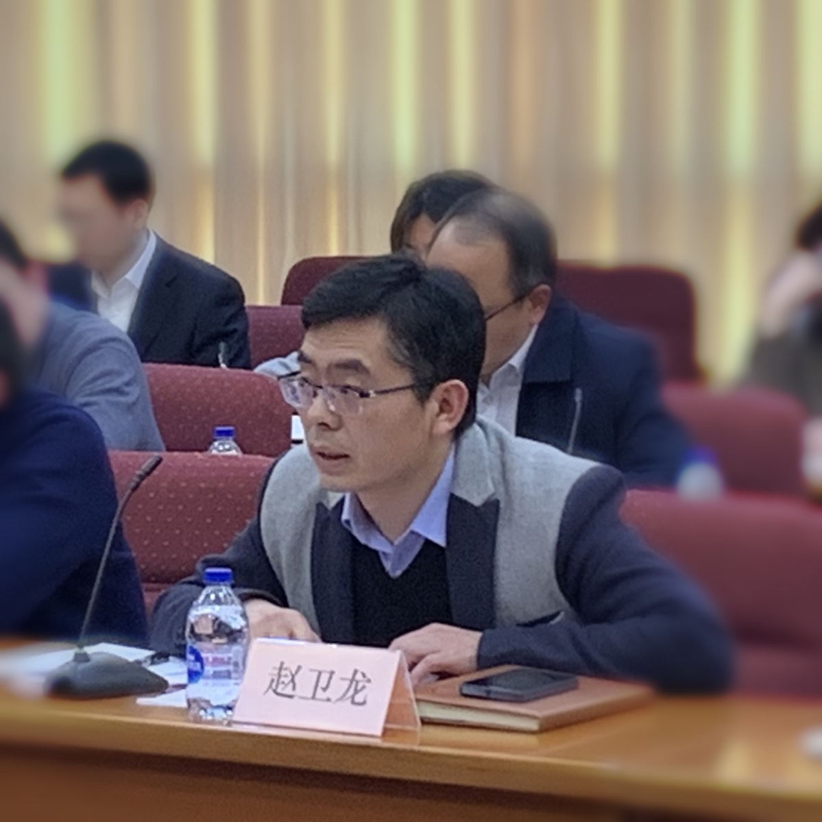 赵卫龙1.jpg